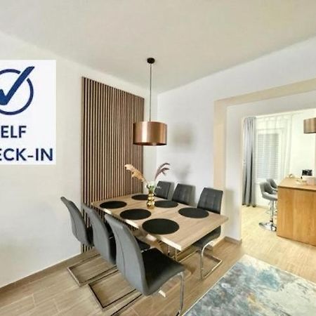 Home R52-4 #Freeparking Budapest Eksteriør billede